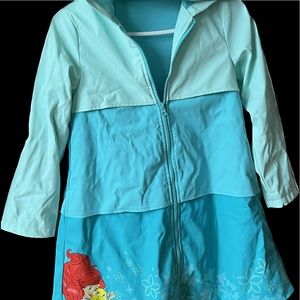 Little mermaid rain coat girls Disney 7/8